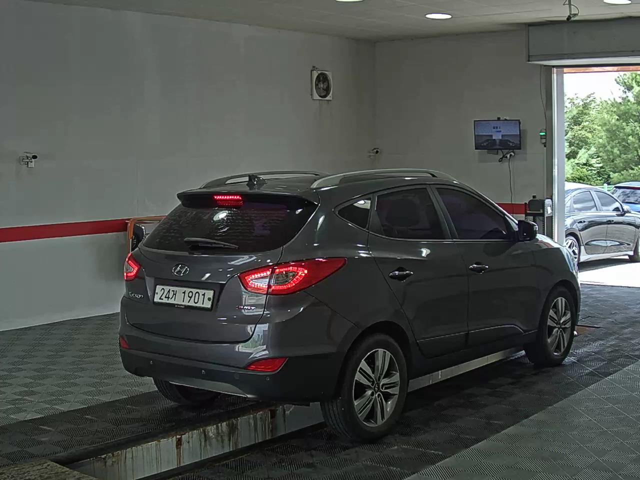 2015 - hyundai tucson