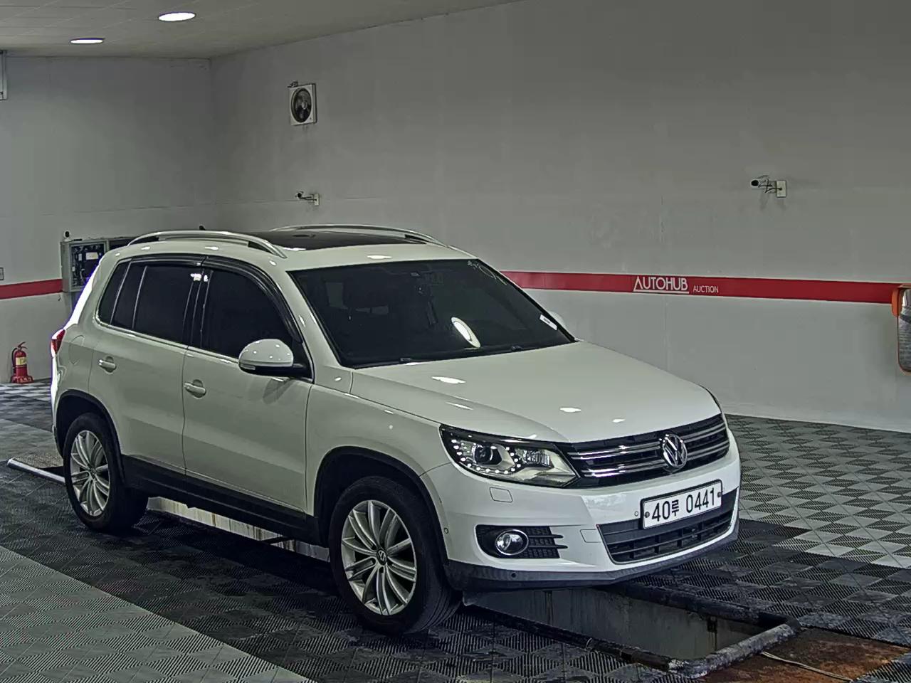 فولكس فاجن Tiguan 2.0 Tdi Bluemotion بريميوم 2016 بريميوم