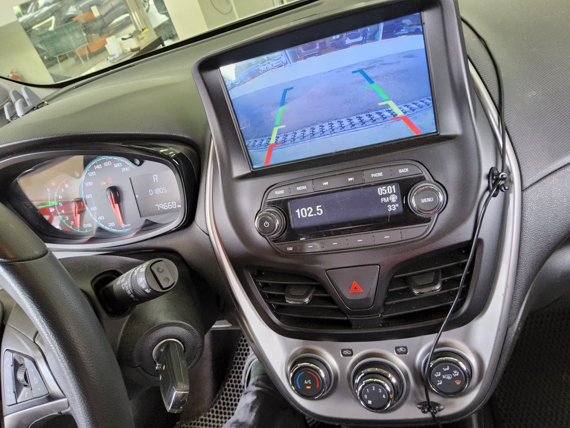 2016 - chevrolet spark