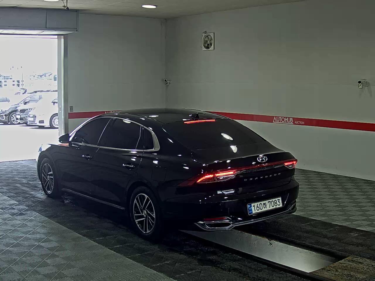 2022 - hyundai grandeur