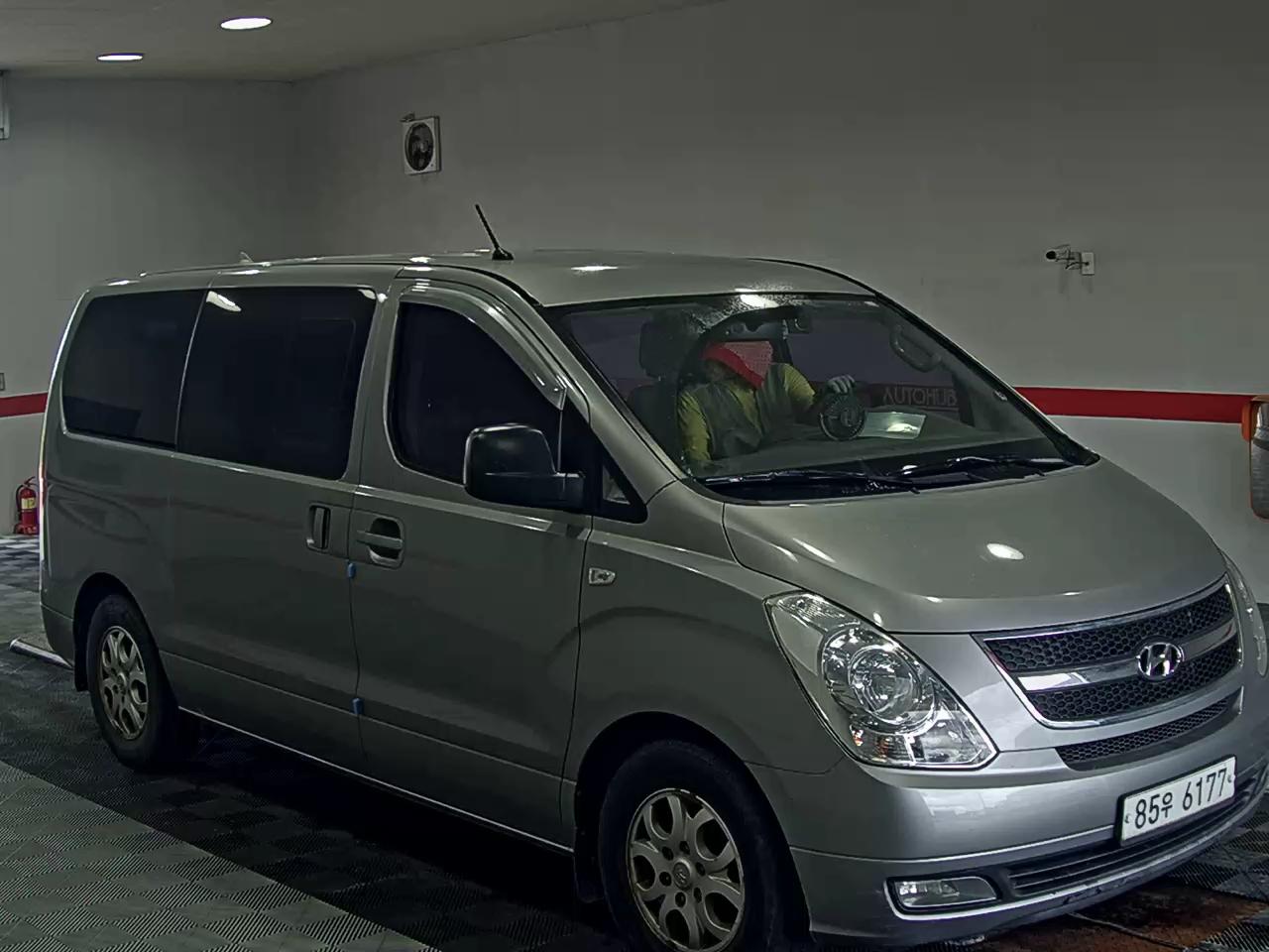 2015 - hyundai grand starex
