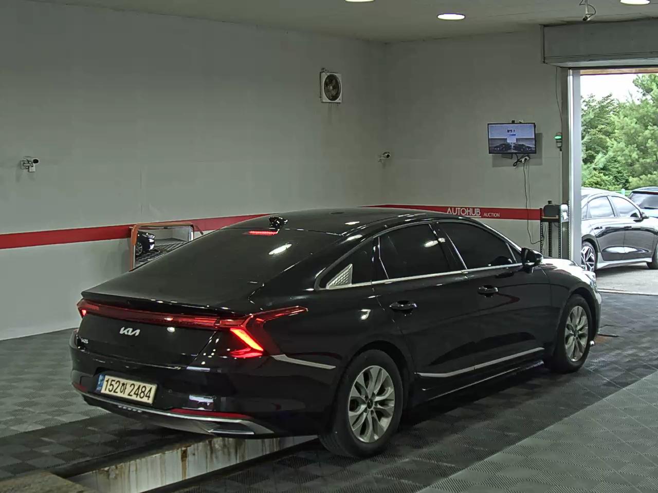 2022 - kia k8