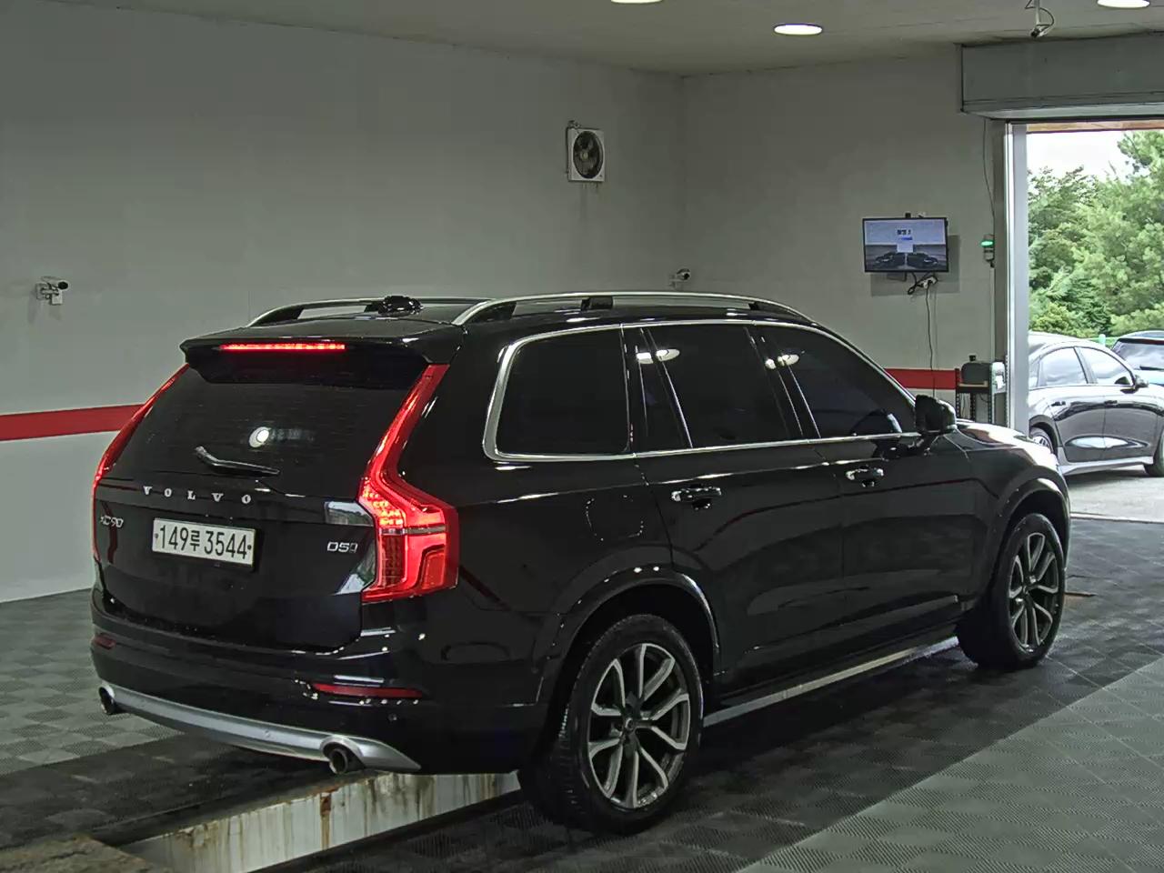 2017 - volvo xc90