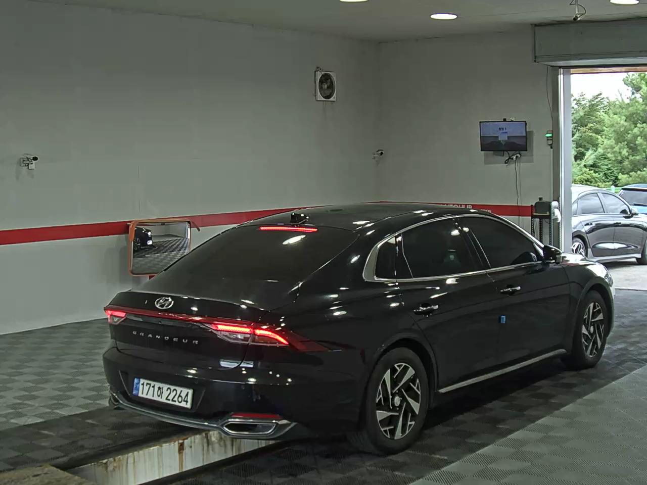هيونداي جرانديور 2023 IG LE BLANC