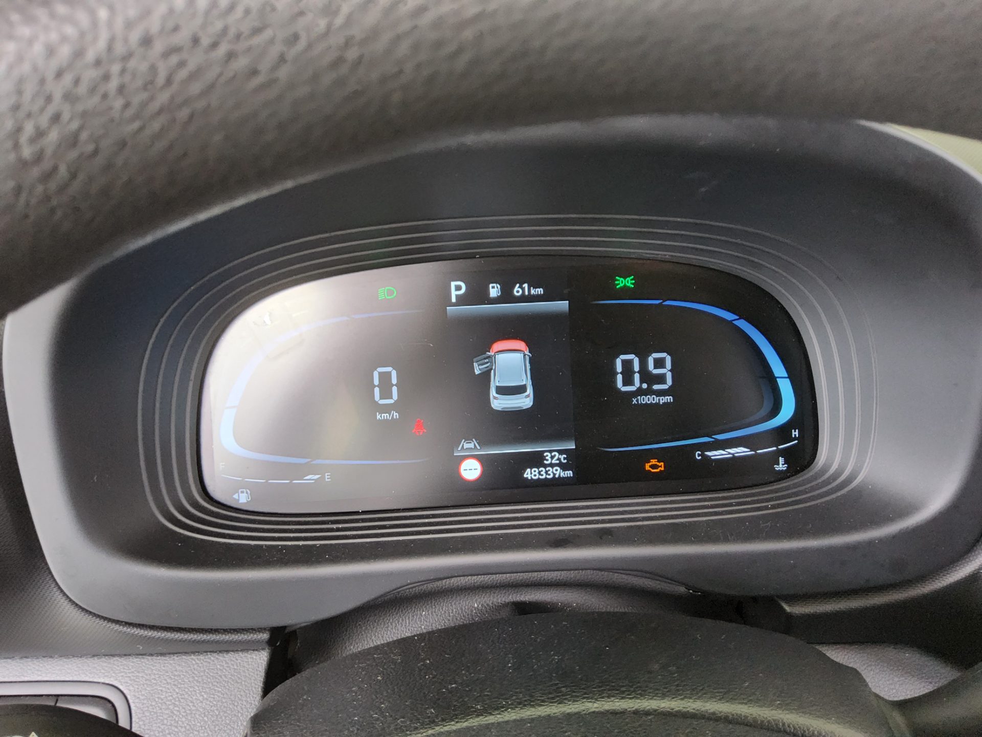هيونداي فانيو 1.6 بنزين Rental Car سمارت 2023 SMART
