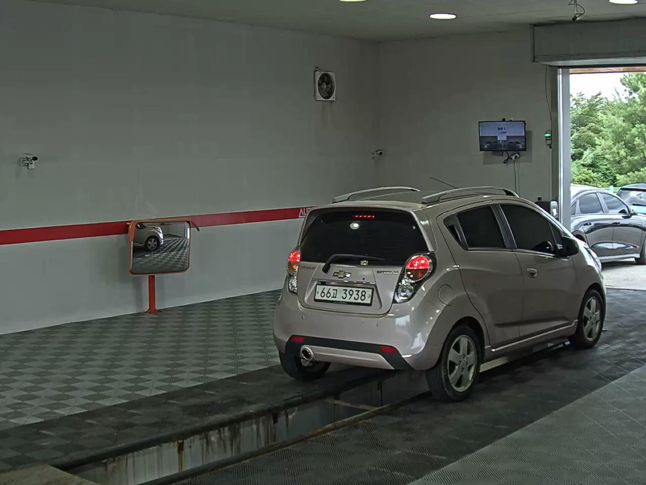 2012 - chevrolet spark