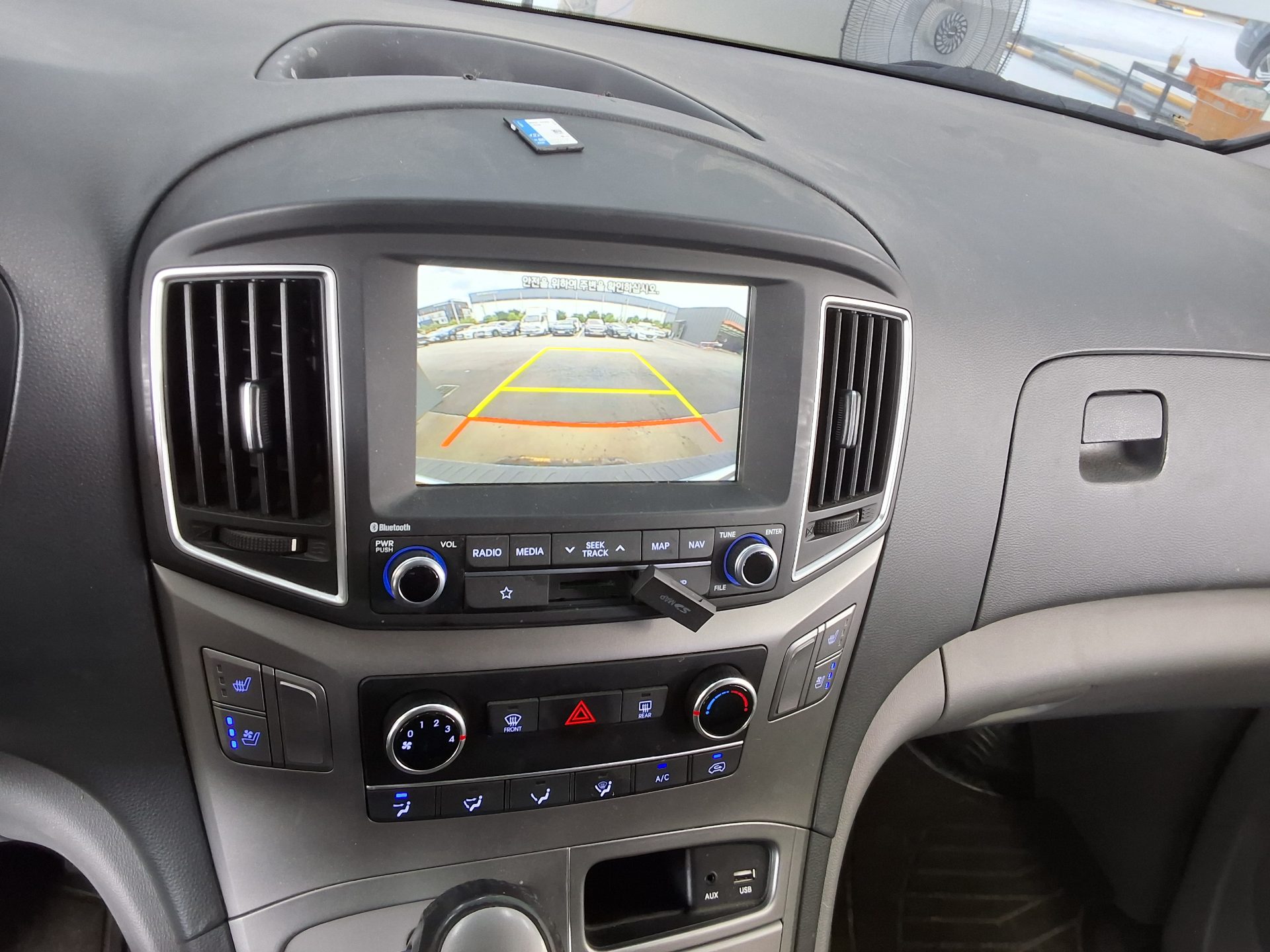 2019 - hyundai grand starex