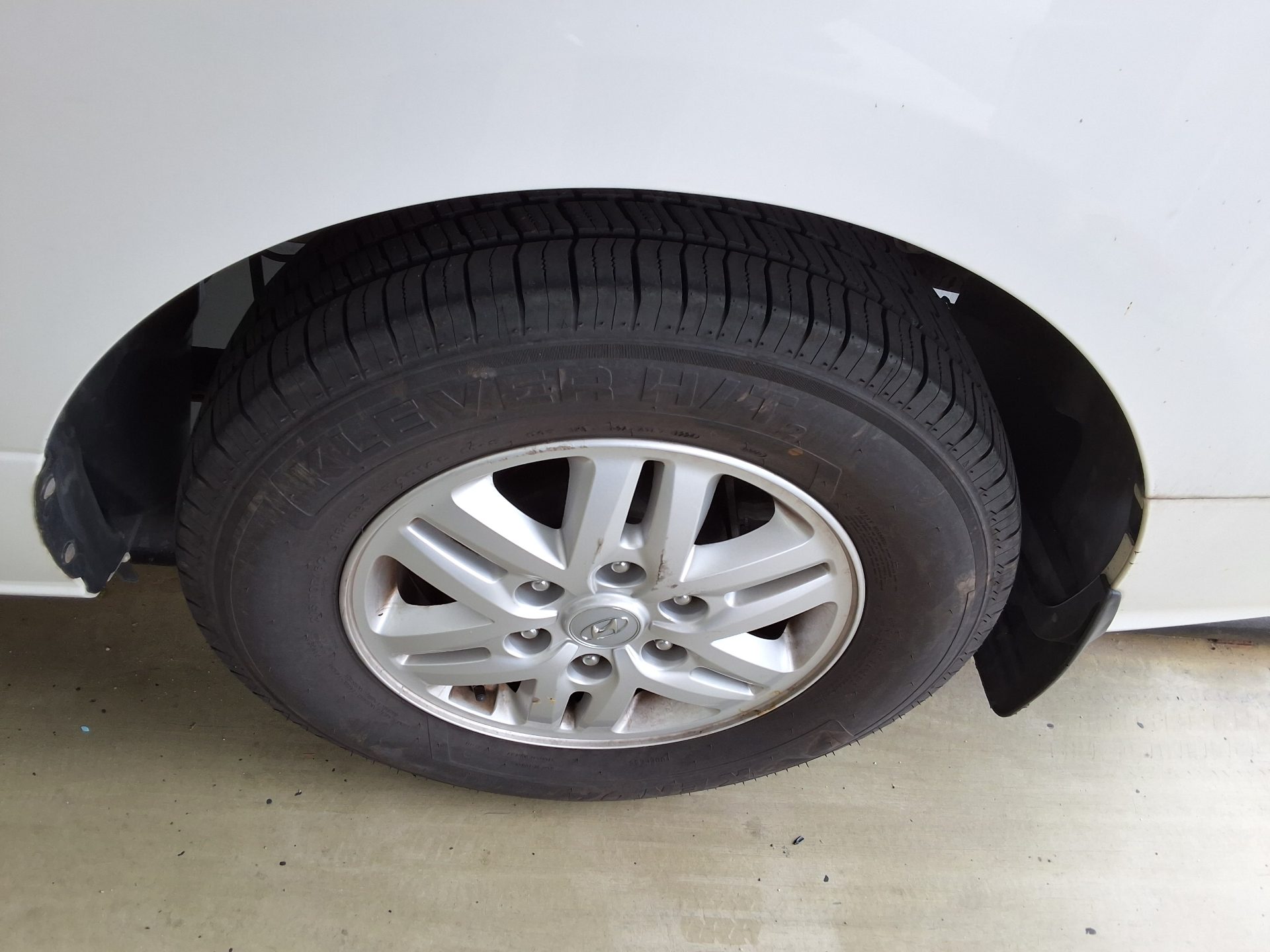 2019 - hyundai grand starex