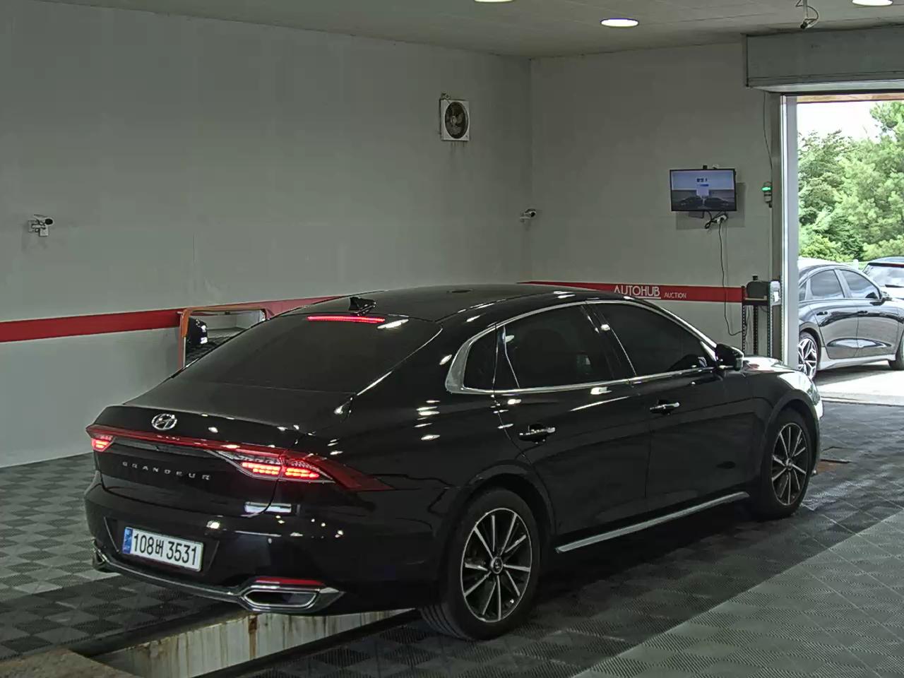 2021 - hyundai grandeur