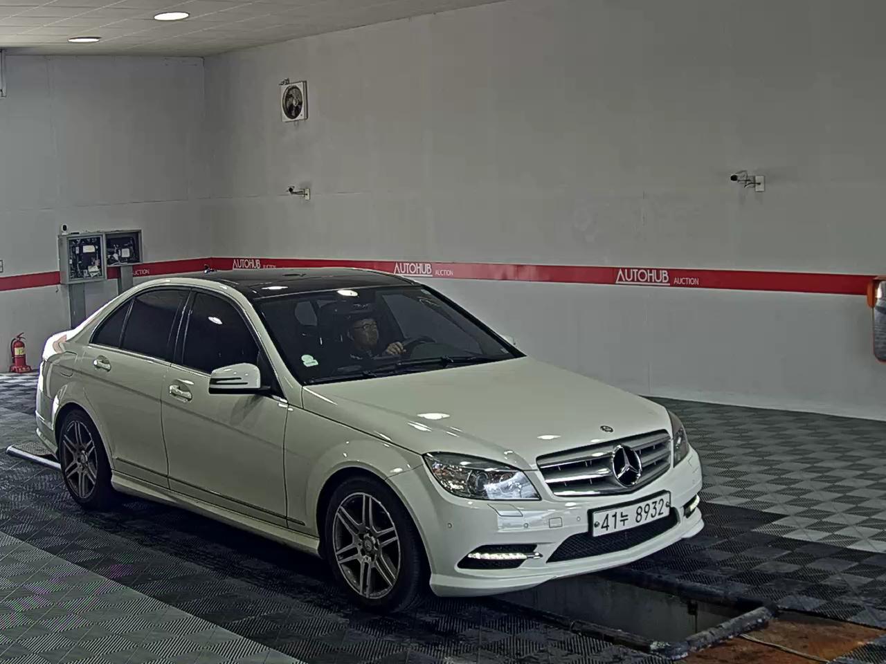 2011 - mercedes-benz c250