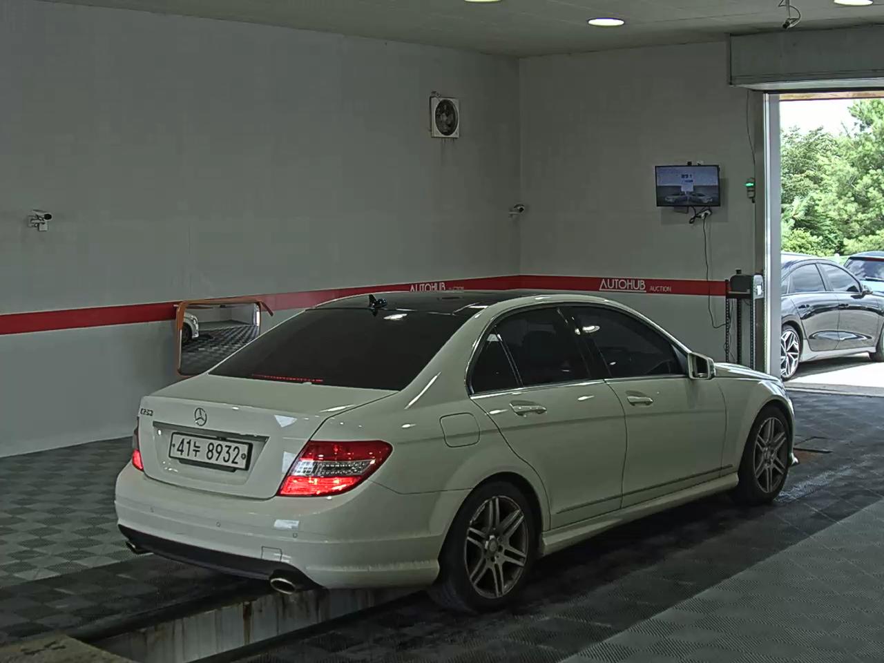 2011 - mercedes-benz c250