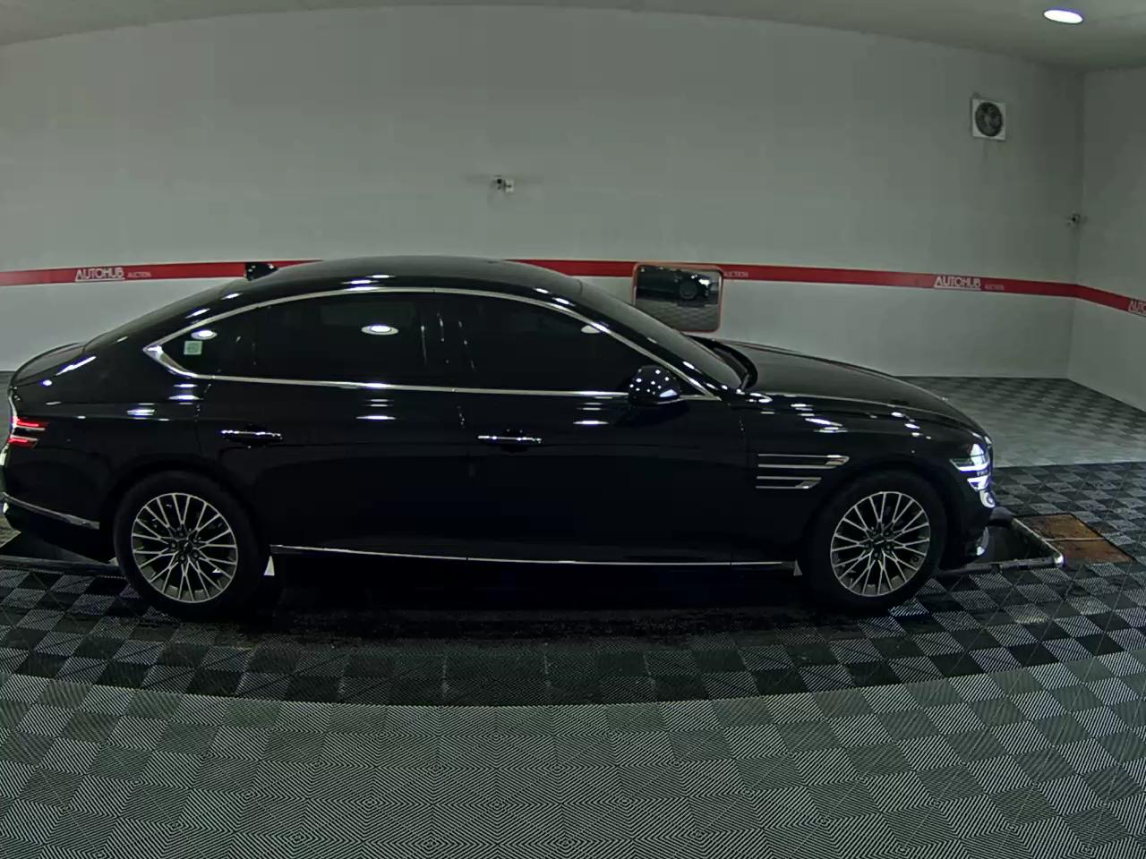 2022 - genesis g80