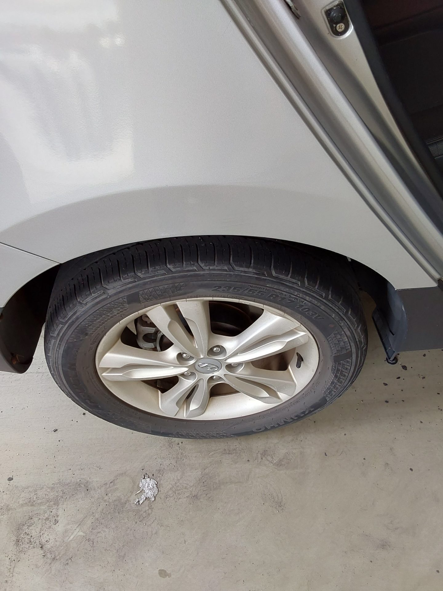 2010 - hyundai tucson