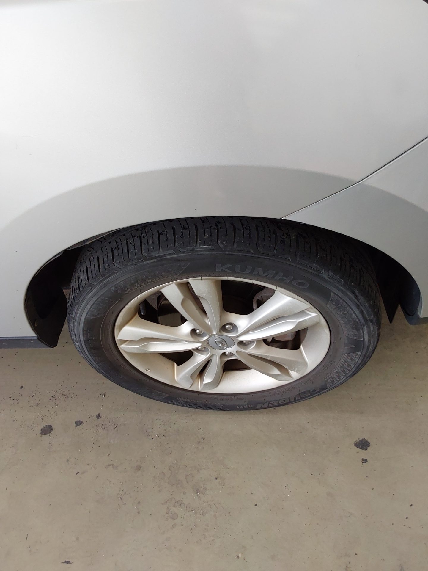 2010 - hyundai tucson