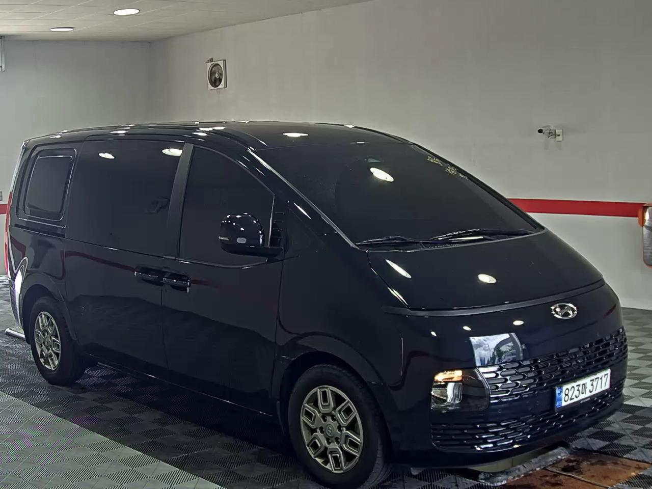 هيونداي Staria 2024 — صورة 2