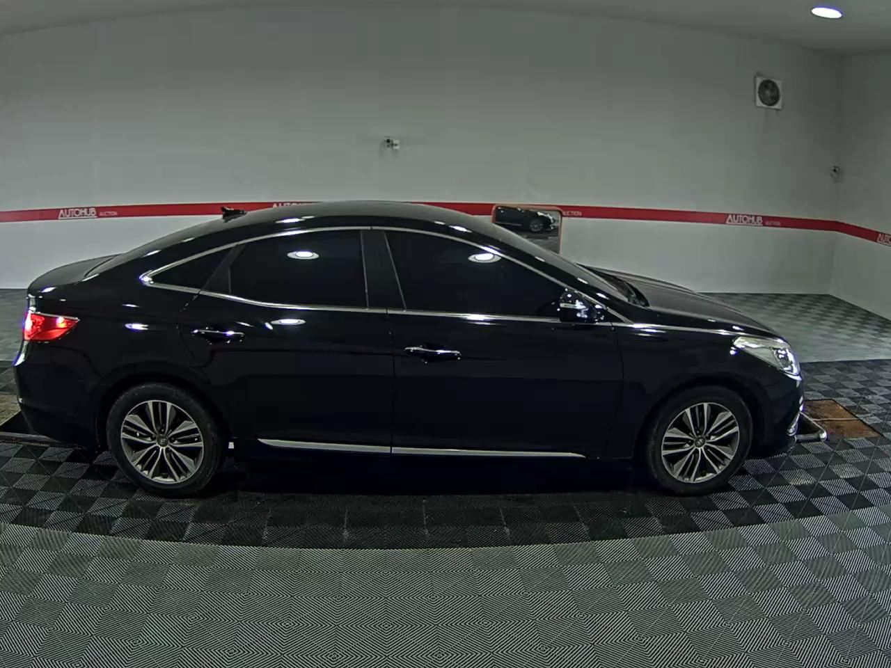2017 - hyundai grandeur