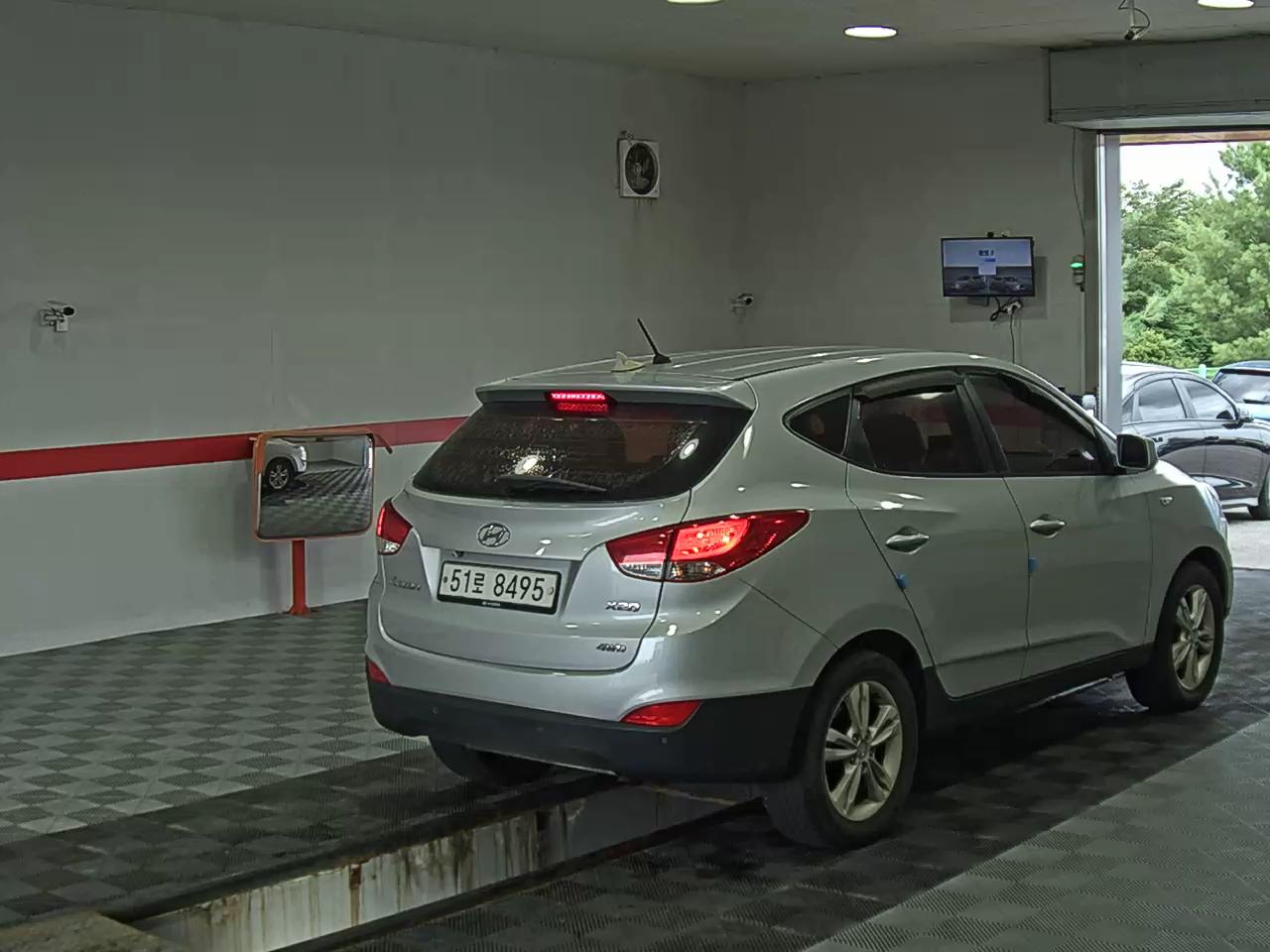 2010 - hyundai tucson