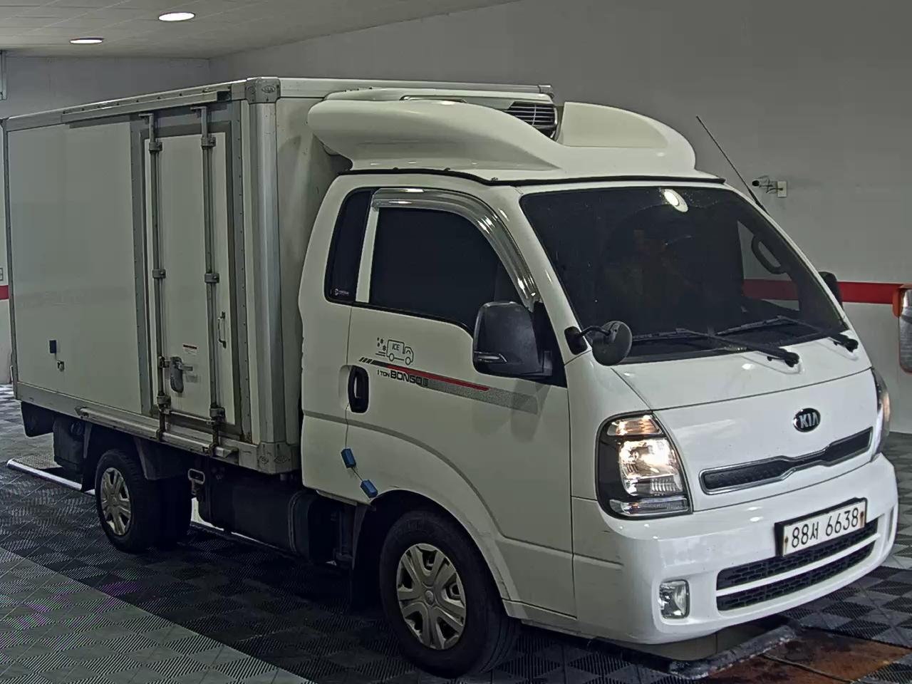 2022 - kia bongo