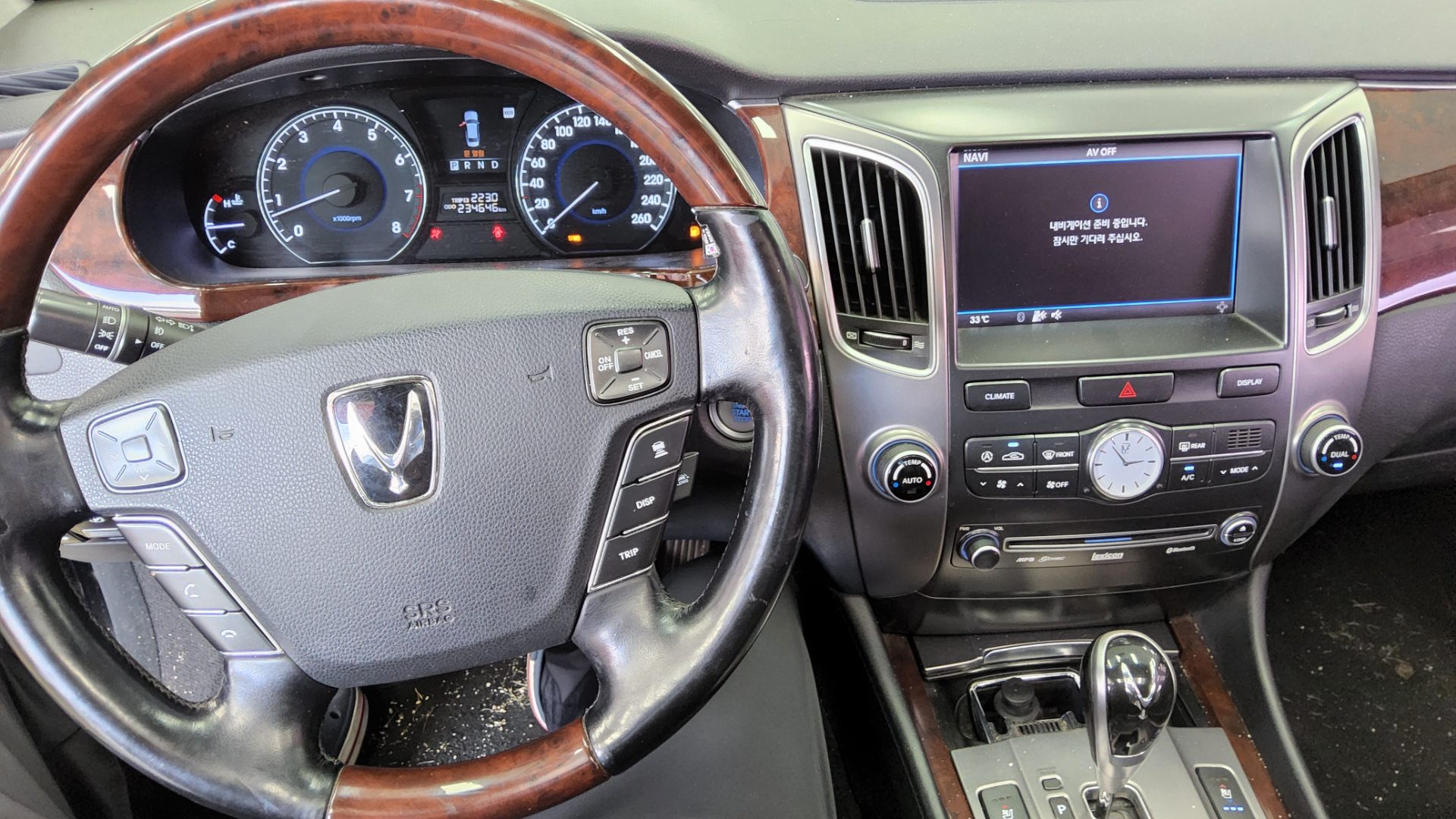 2012 - hyundai equus