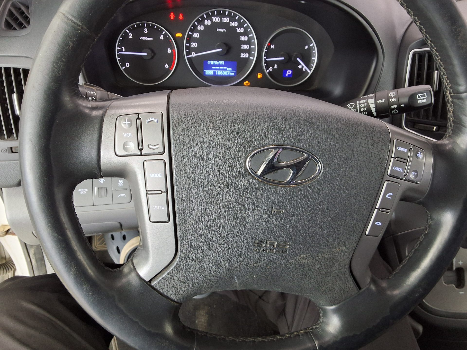 هيونداي الجديد جراند ستاركس 9 Seater ديزل بريميوم سبيشل 2019 بريميوم SPECIAL