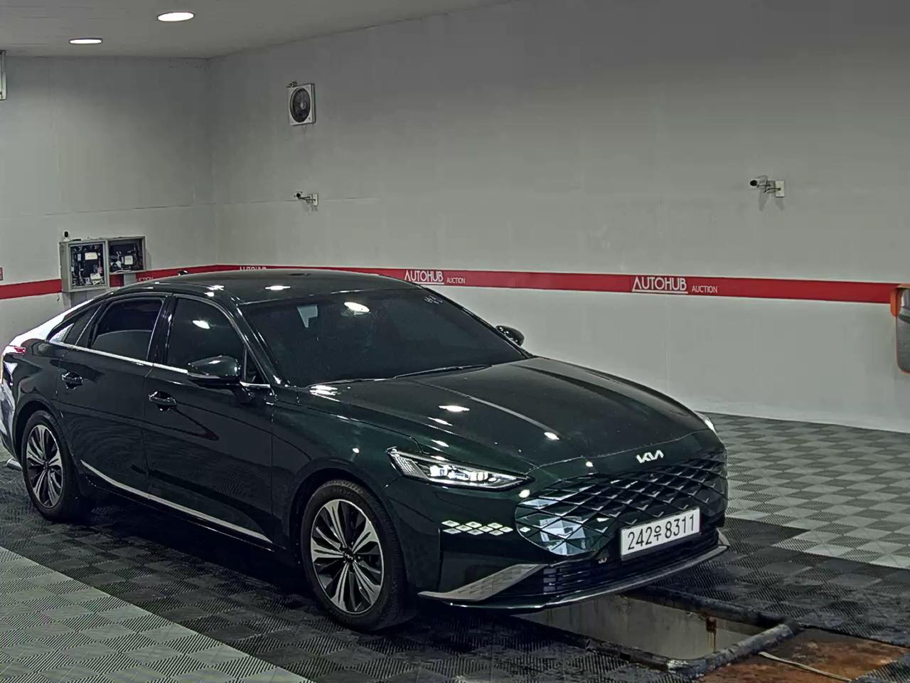 2022 - kia k8