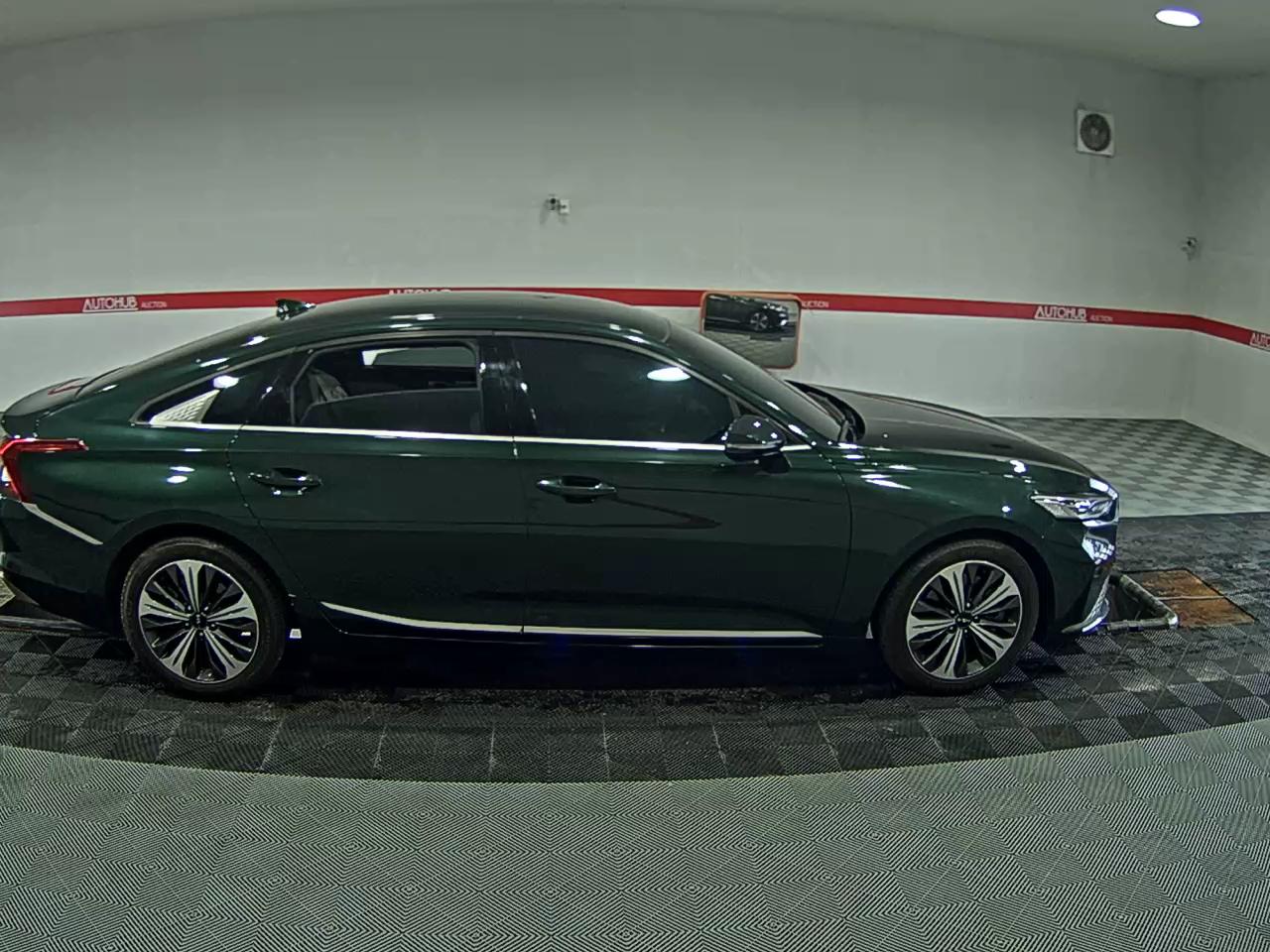 2022 - kia k8