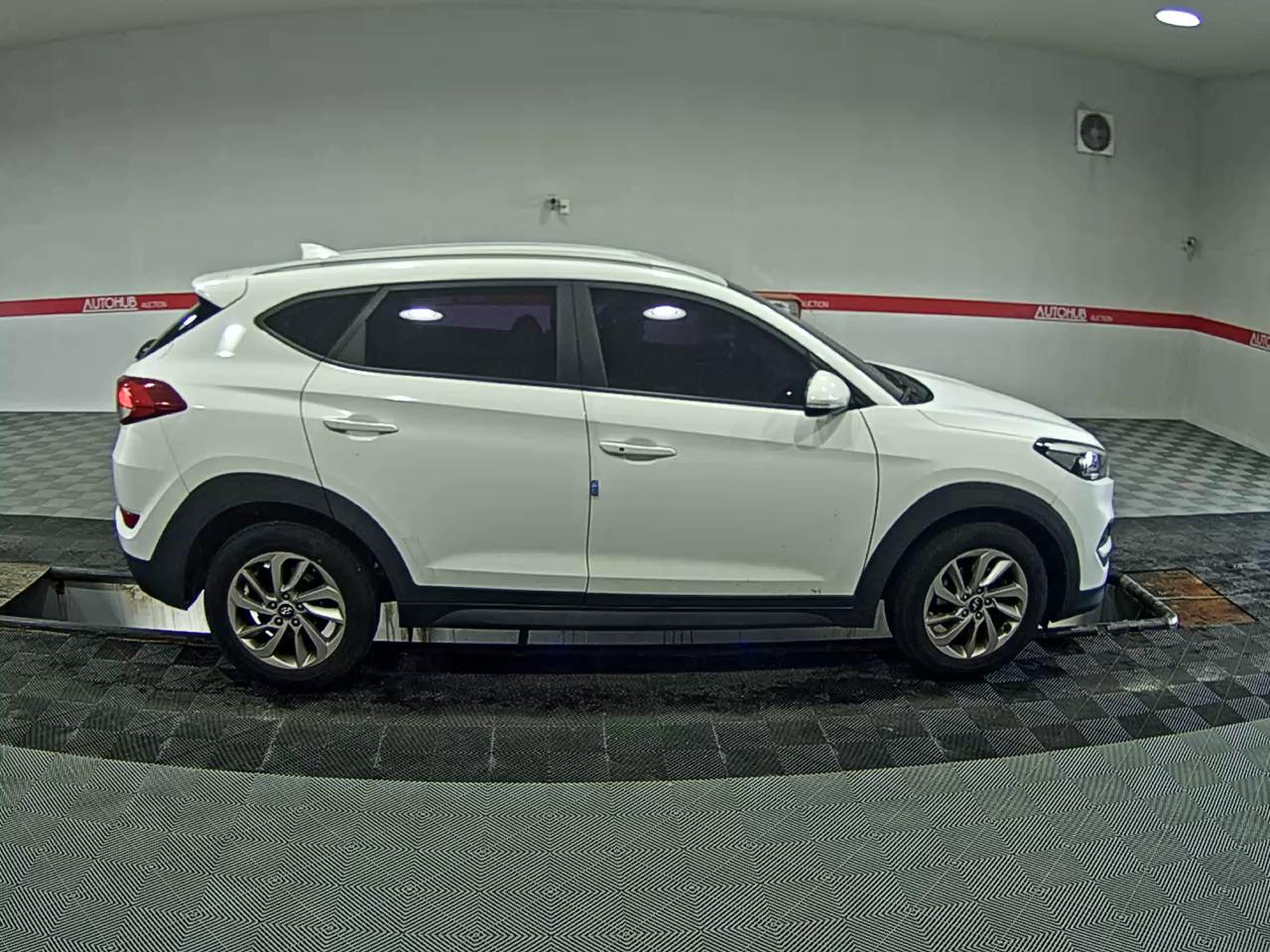 2016 - hyundai tucson