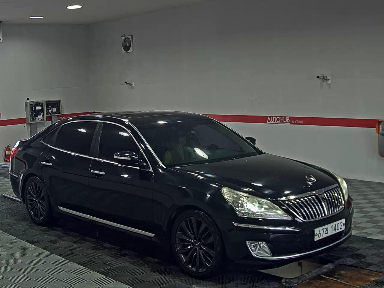 2012 - hyundai equus