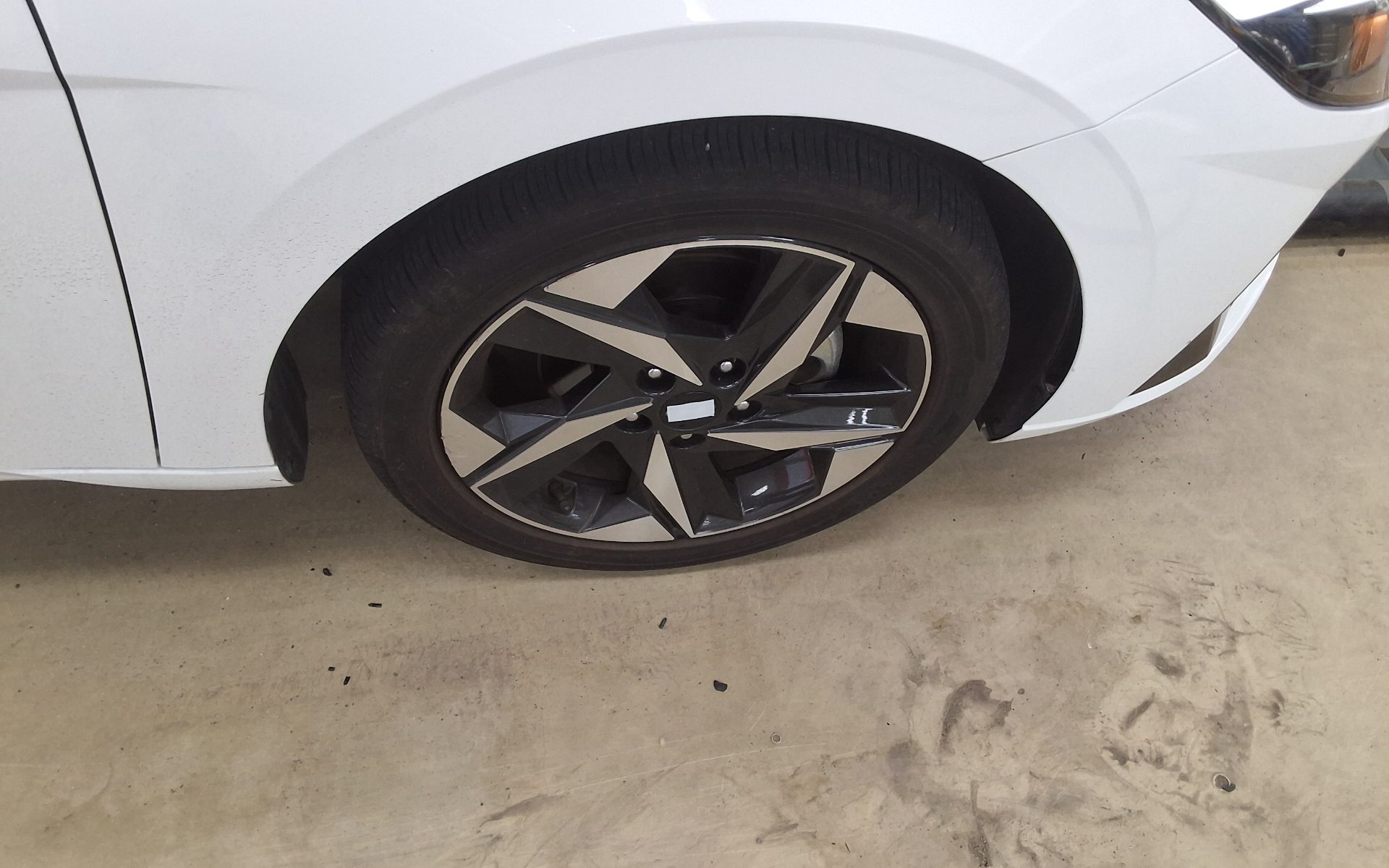 2023 - hyundai avante