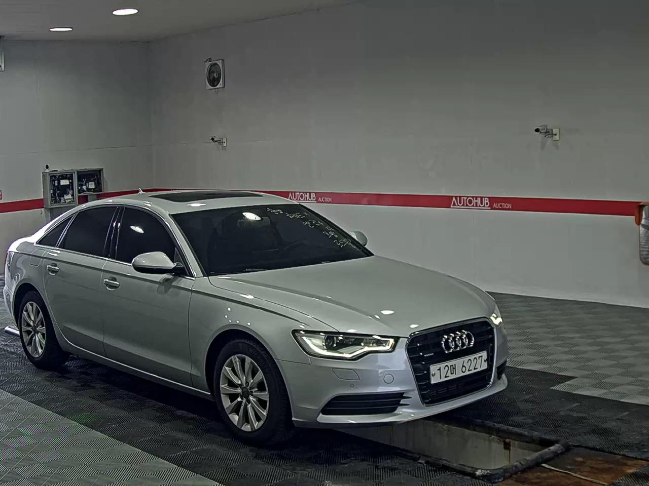 أودي إيه 6 (4Th Gen) 2.0 Tfsi 2012