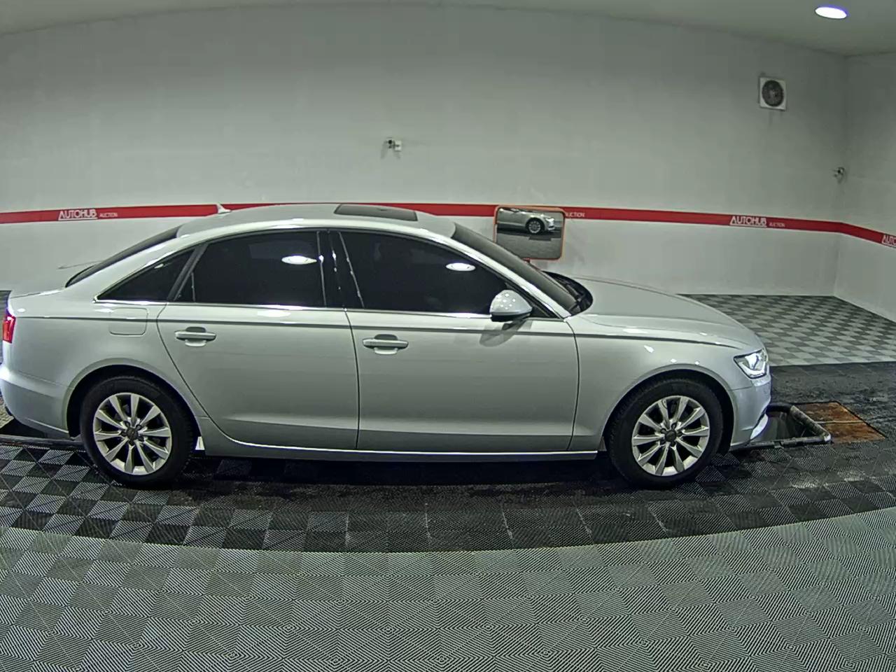 أودي إيه 6 (4Th Gen) 2.0 Tfsi 2012