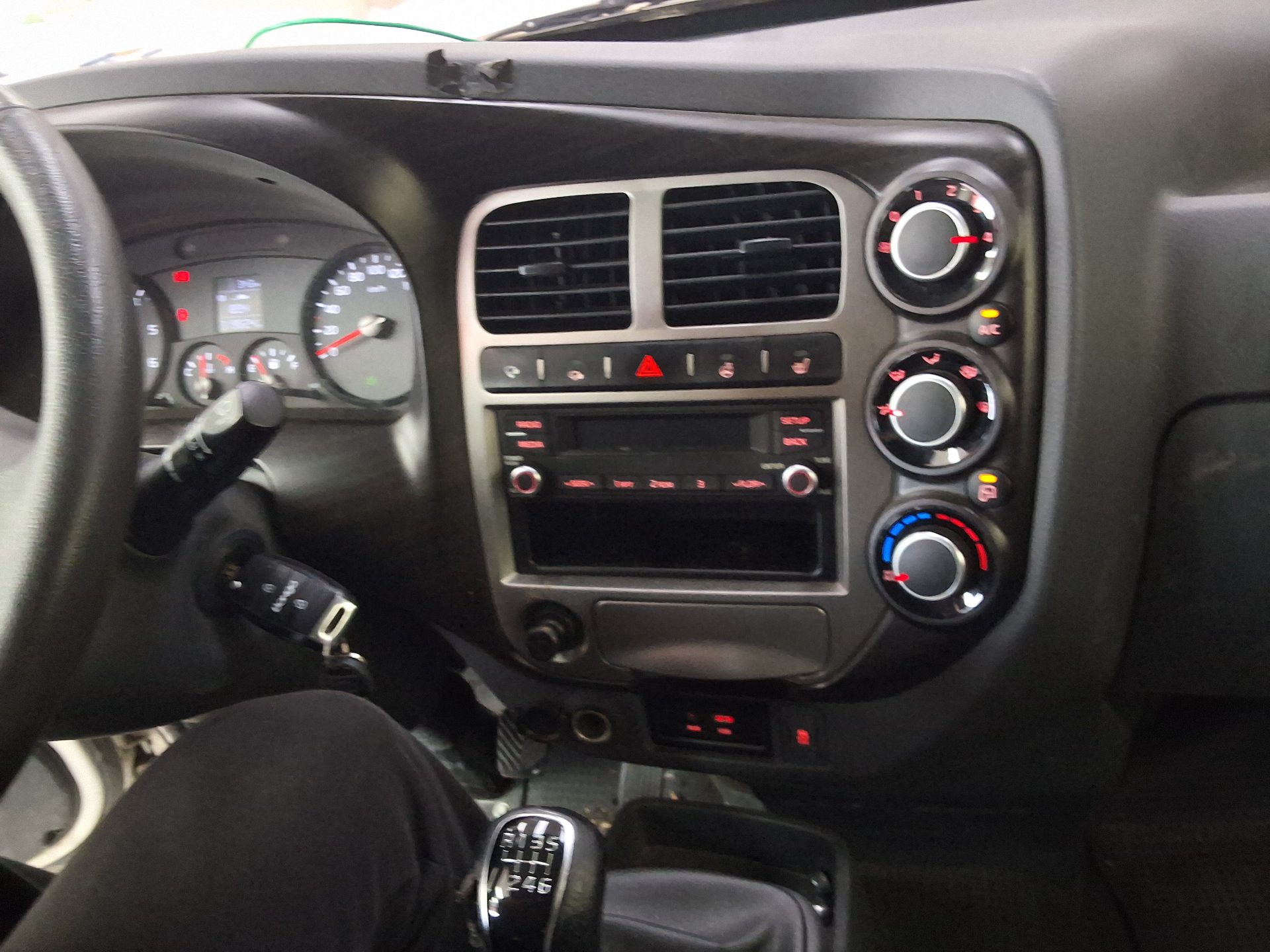2017 - kia bongo