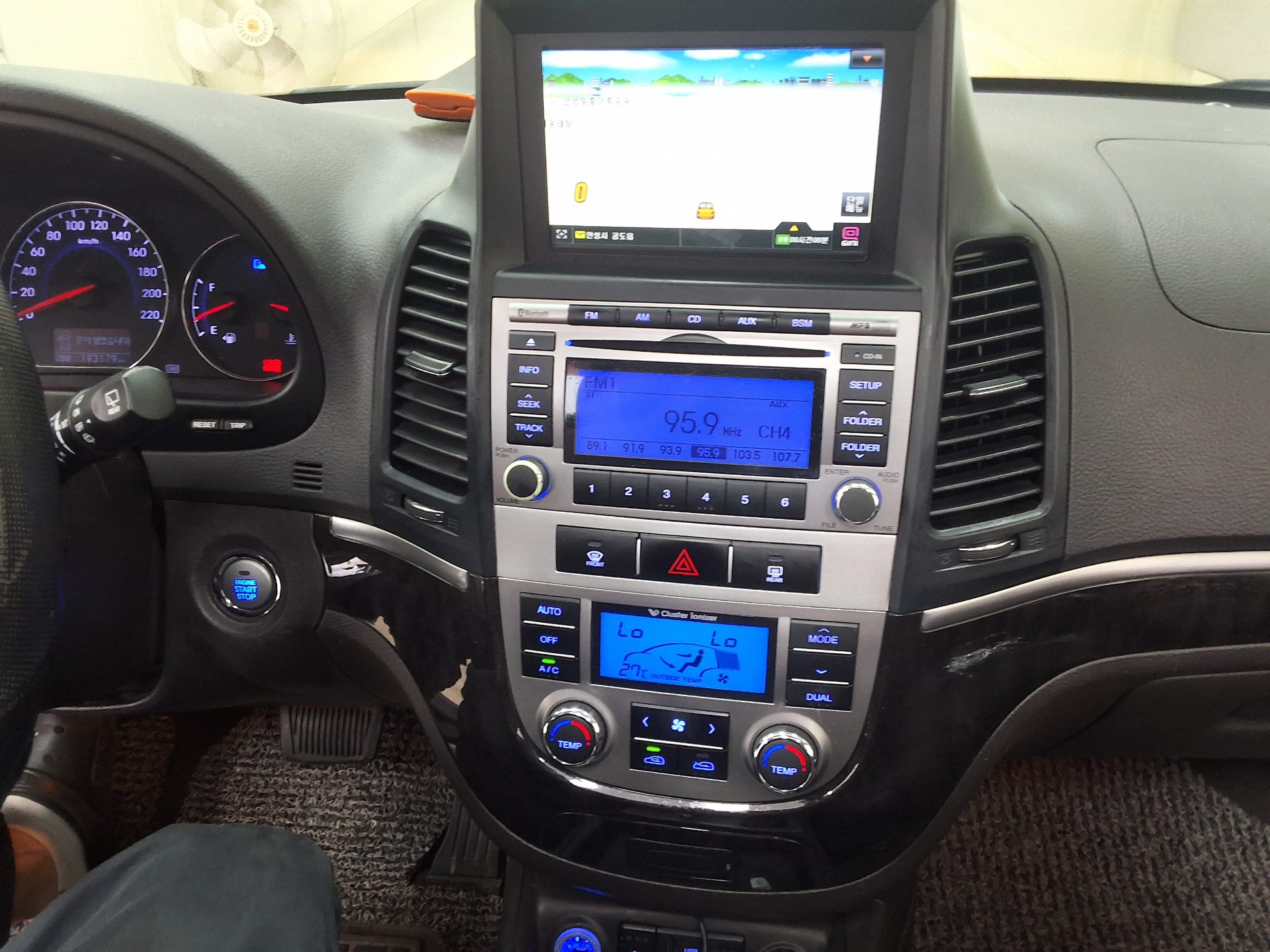 2012 - hyundai santa fe
