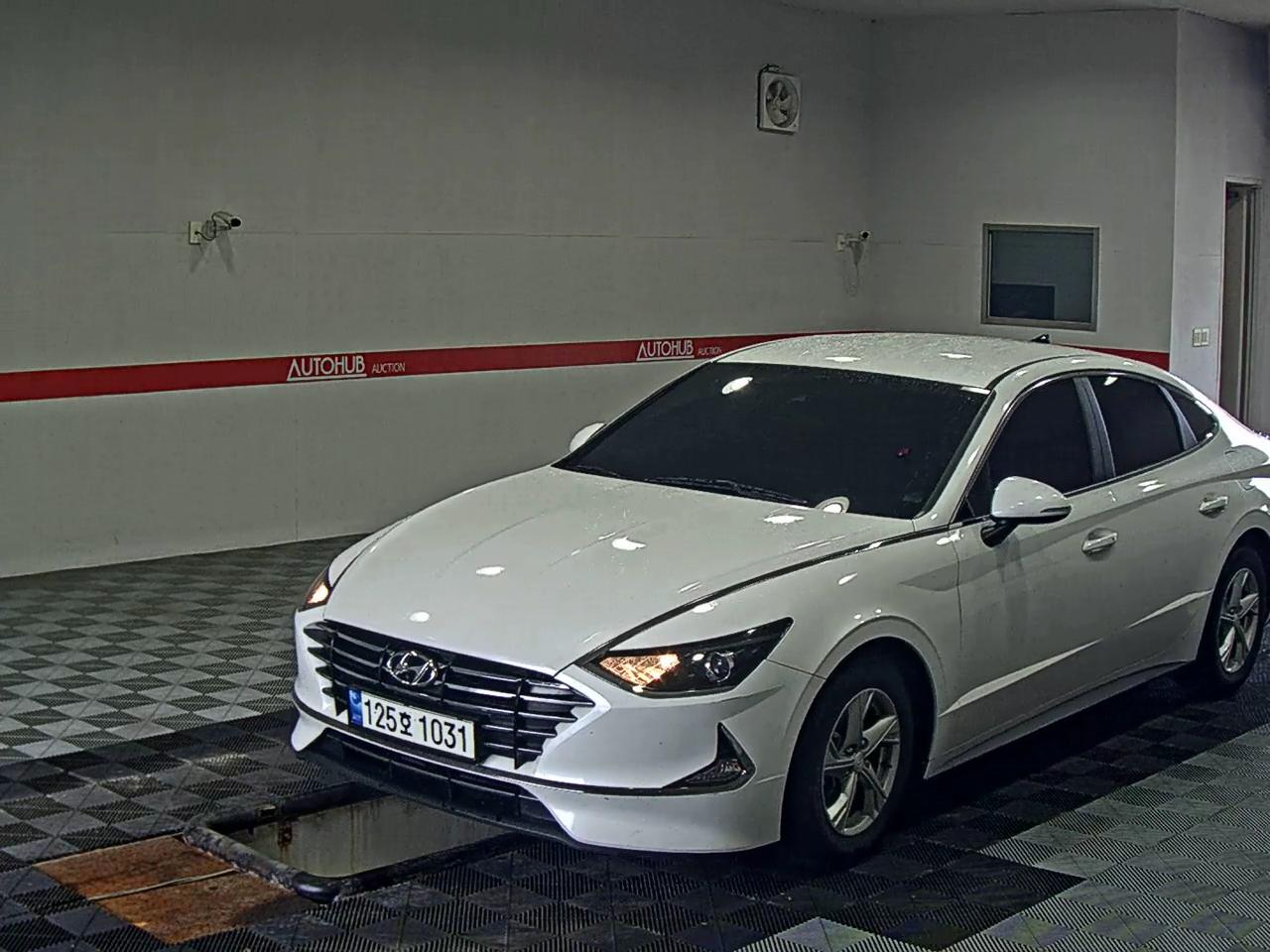 HYUNDAI SONATA (DN8) RENTAL CAR