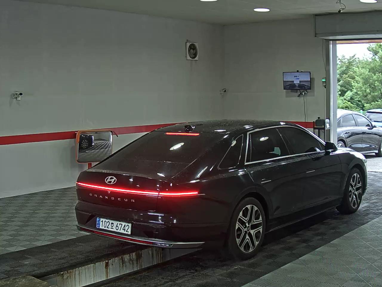 2023 - hyundai grandeur