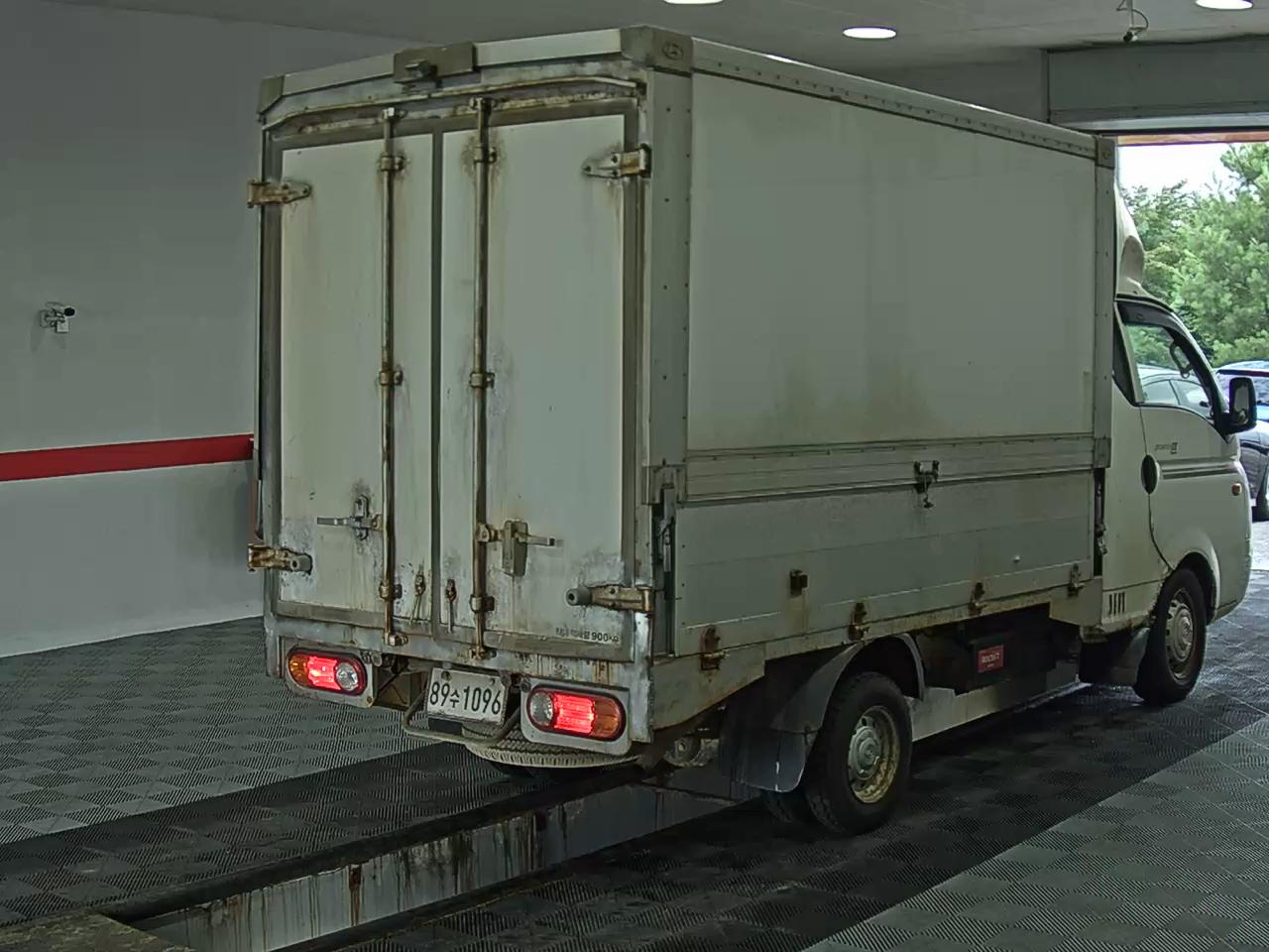 2010 - hyundai porter