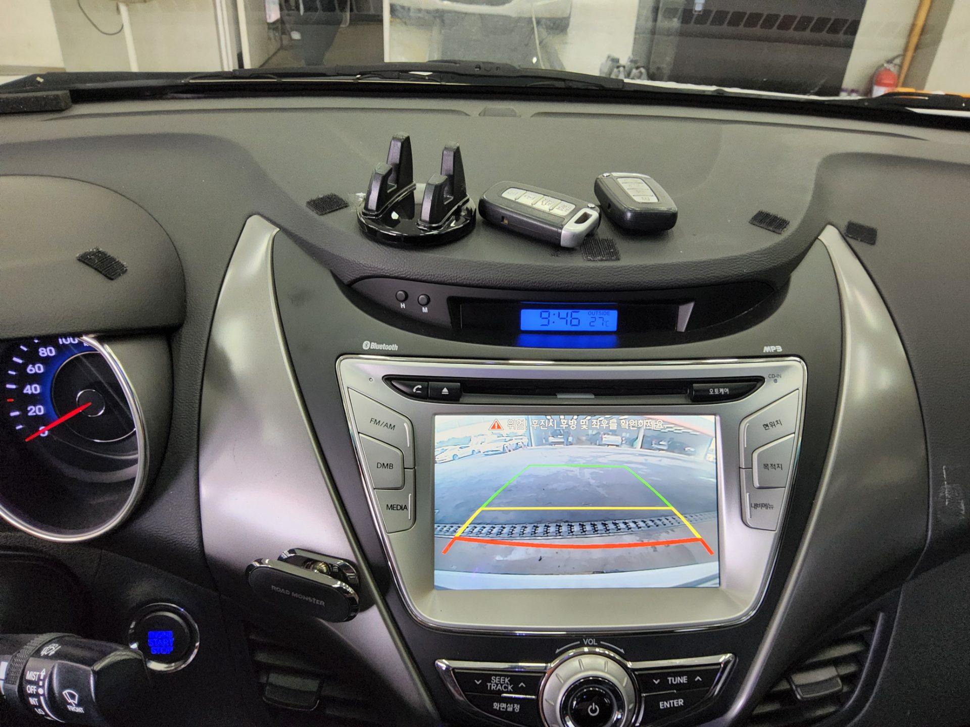 2012 - hyundai avante