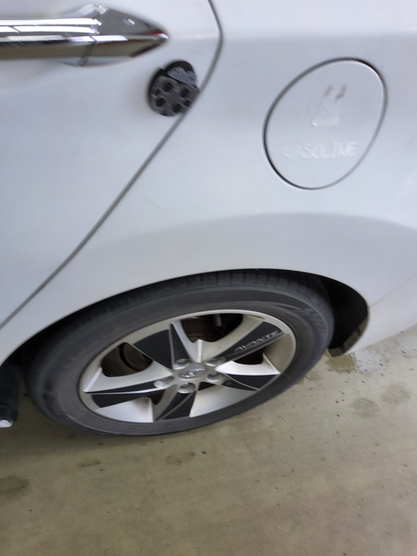 2012 - hyundai avante