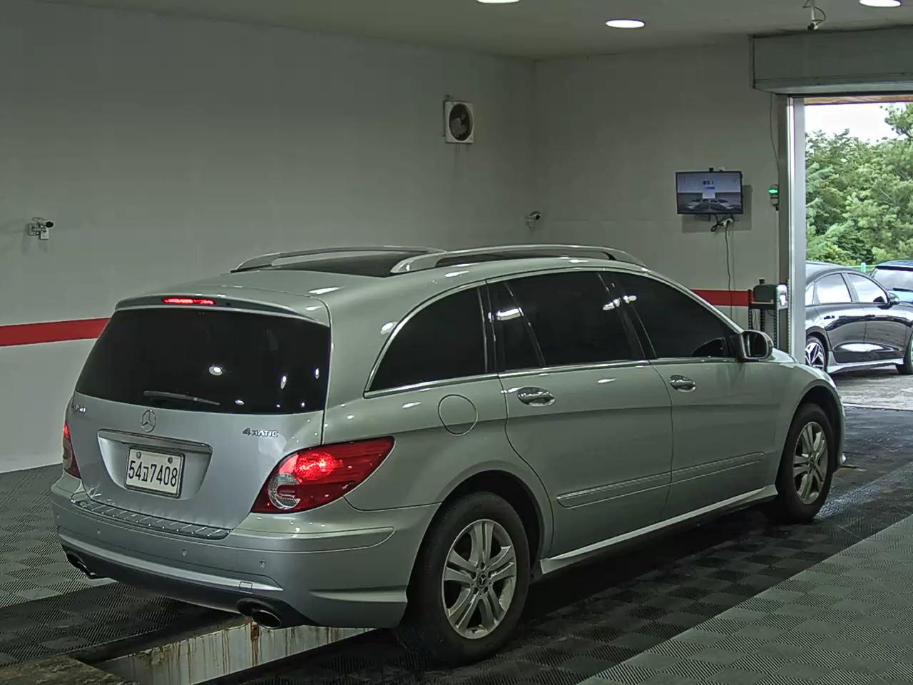 2009 - mercedes-benz r-class