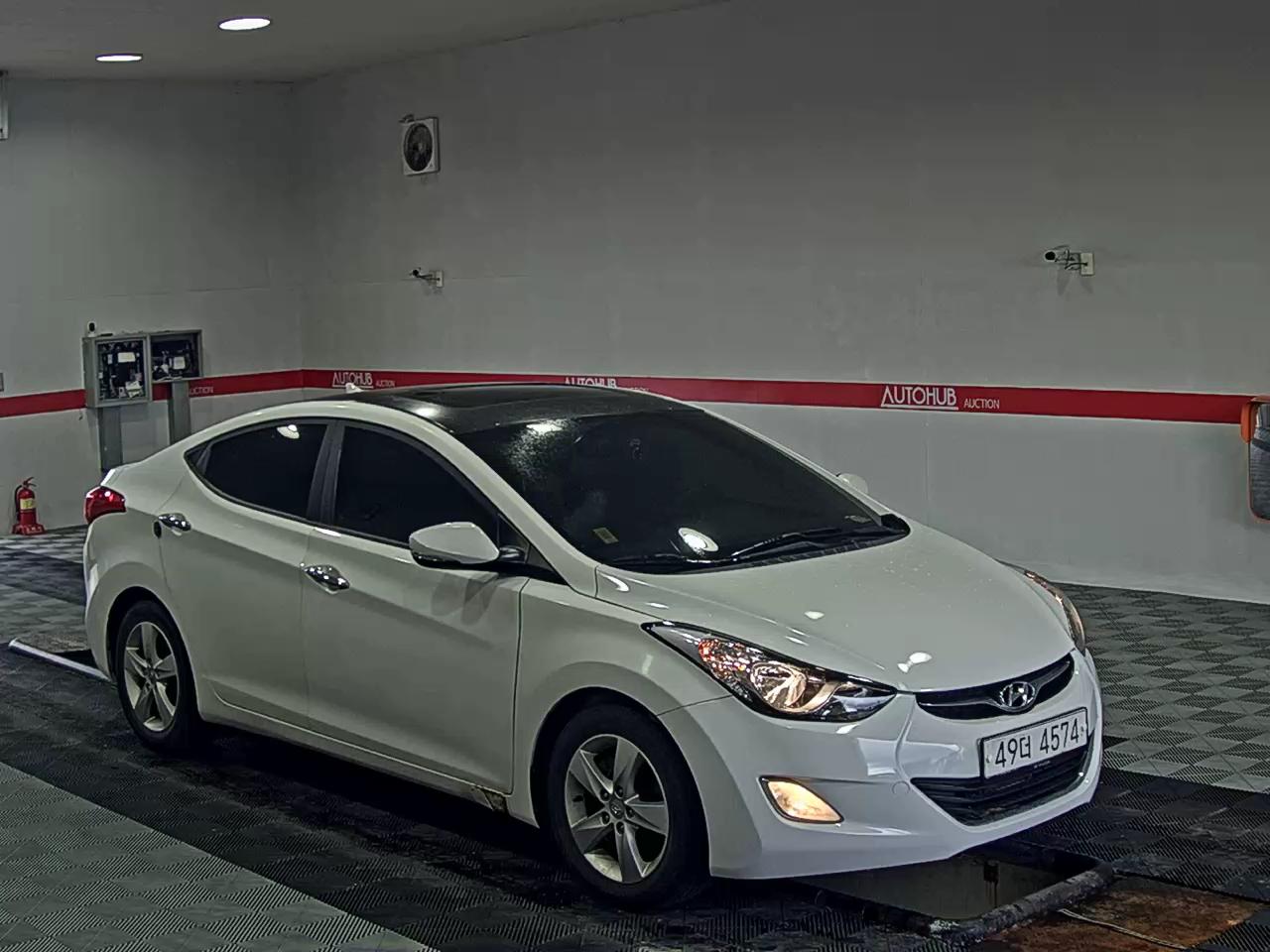 2012 - hyundai avante