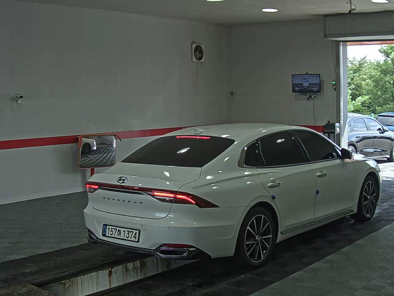 هيونداي جرانديور 2022 IG LE BLANC