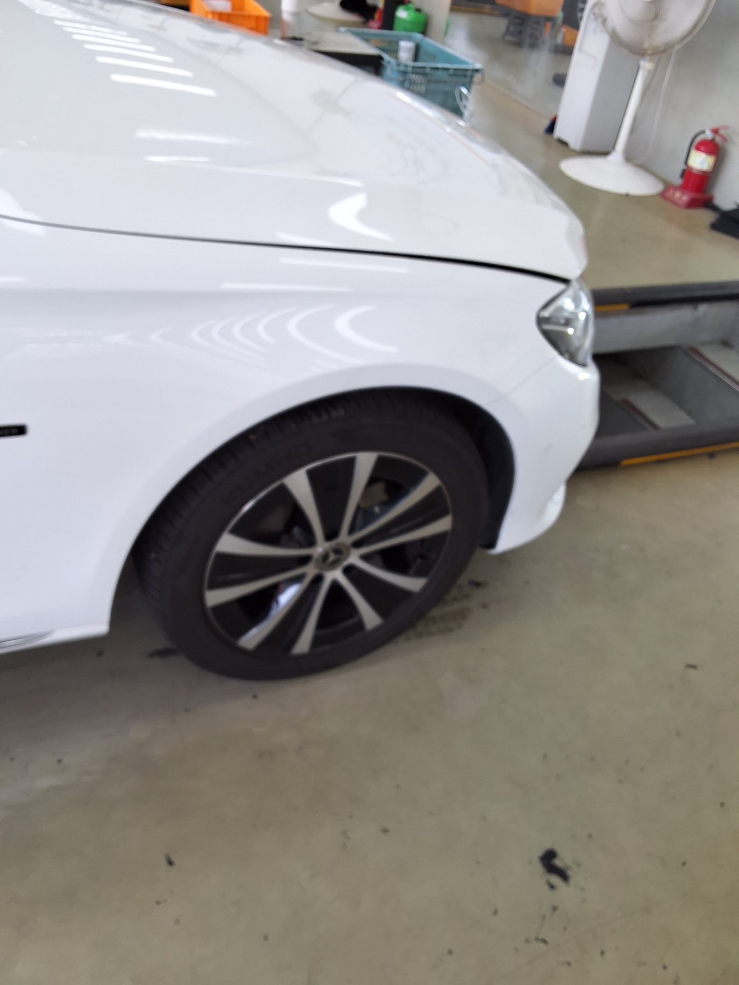 2019 - mercedes-benz e300e
