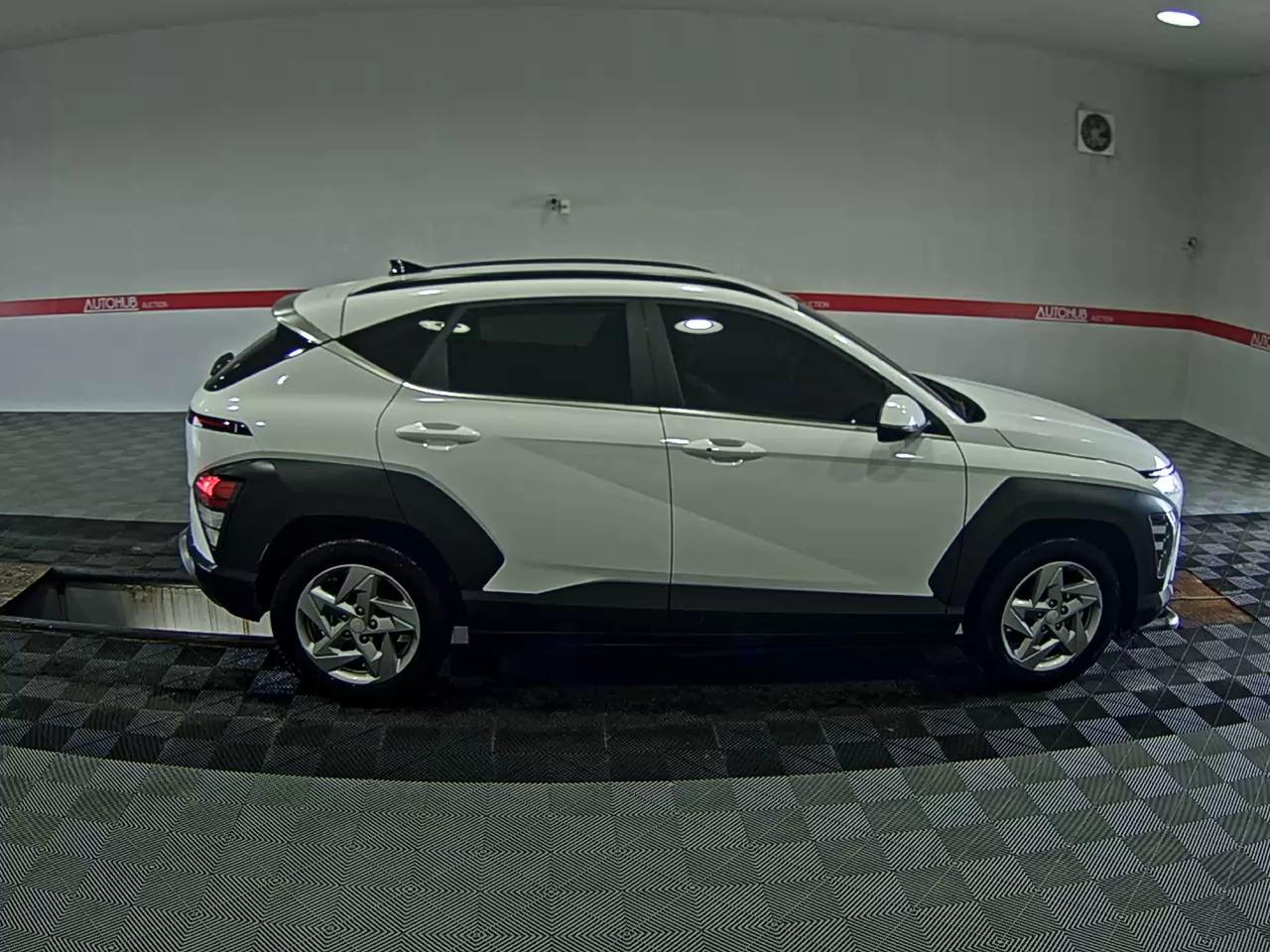 2023 - hyundai kona