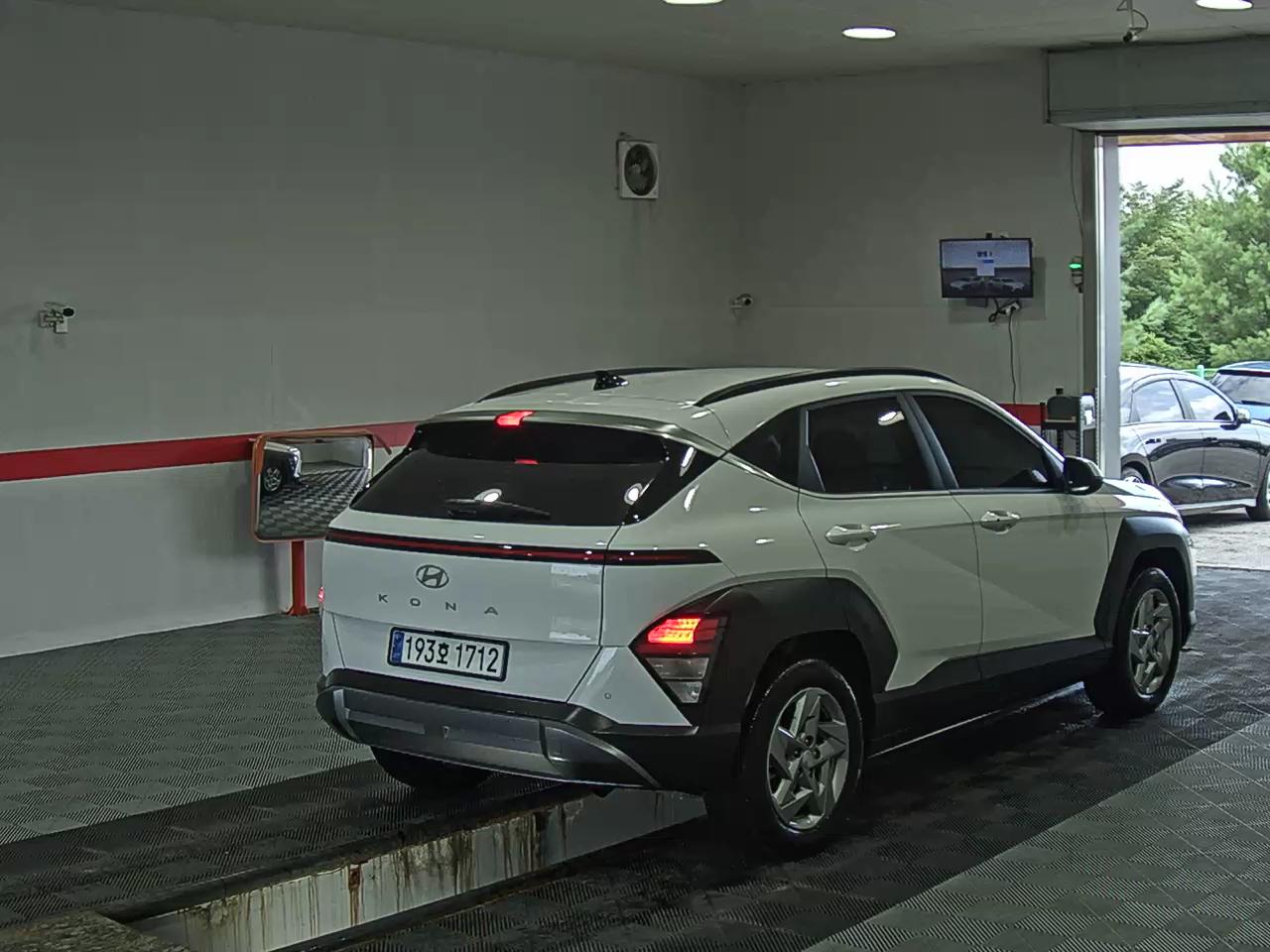 2023 - hyundai kona