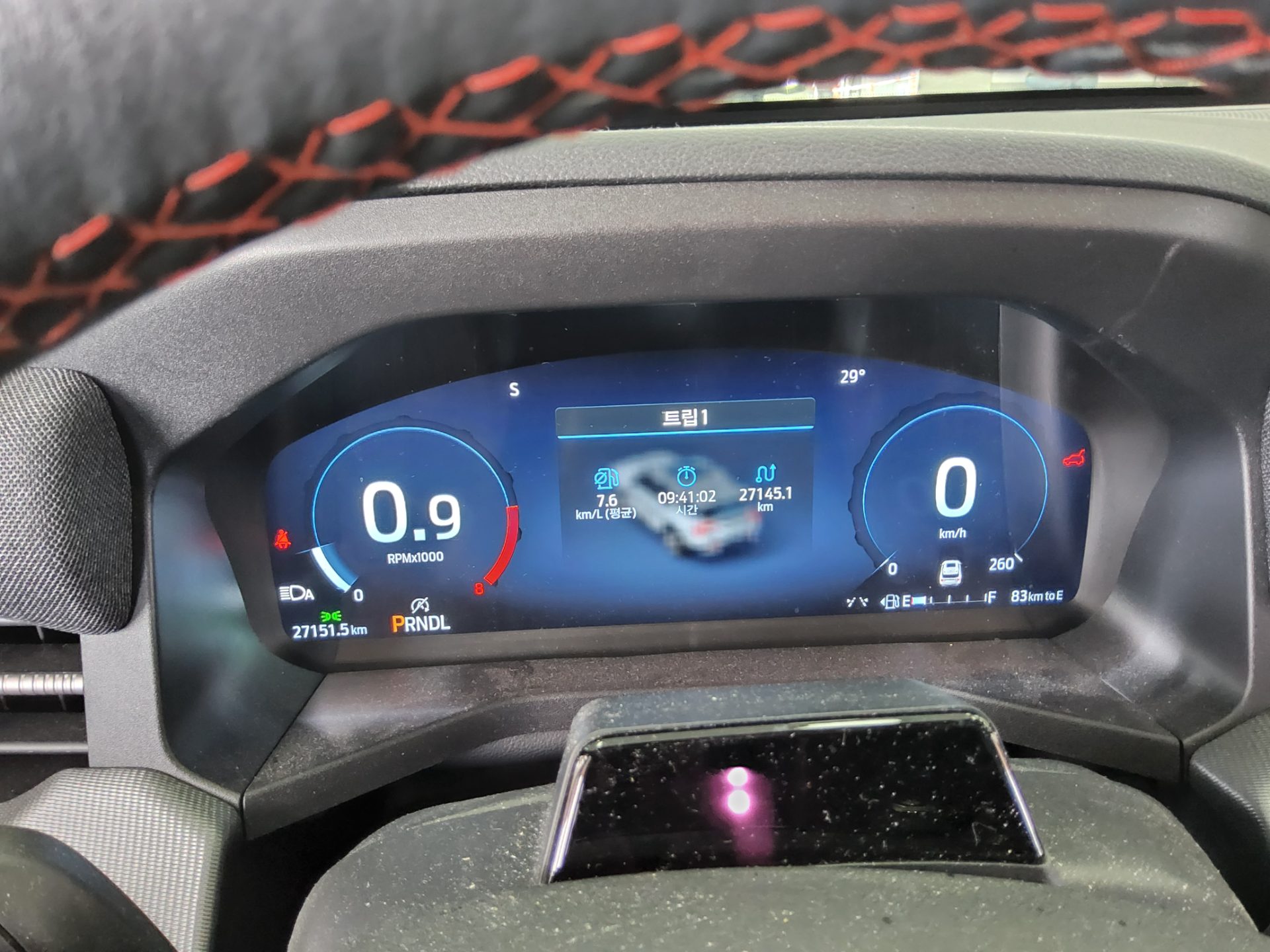 Ford Explorer 2025 — صورة 16