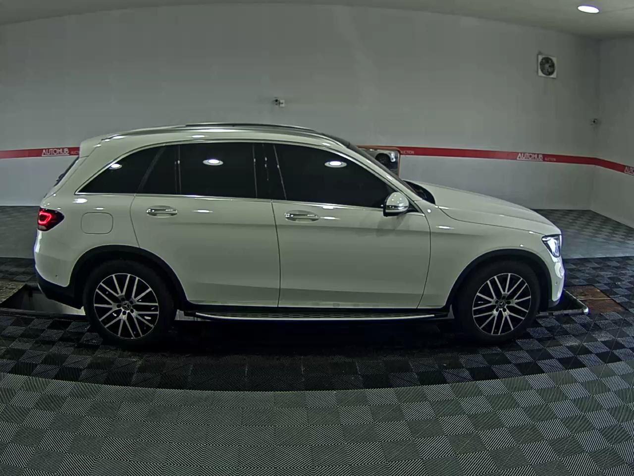 2020 - mercedes-benz glc 300