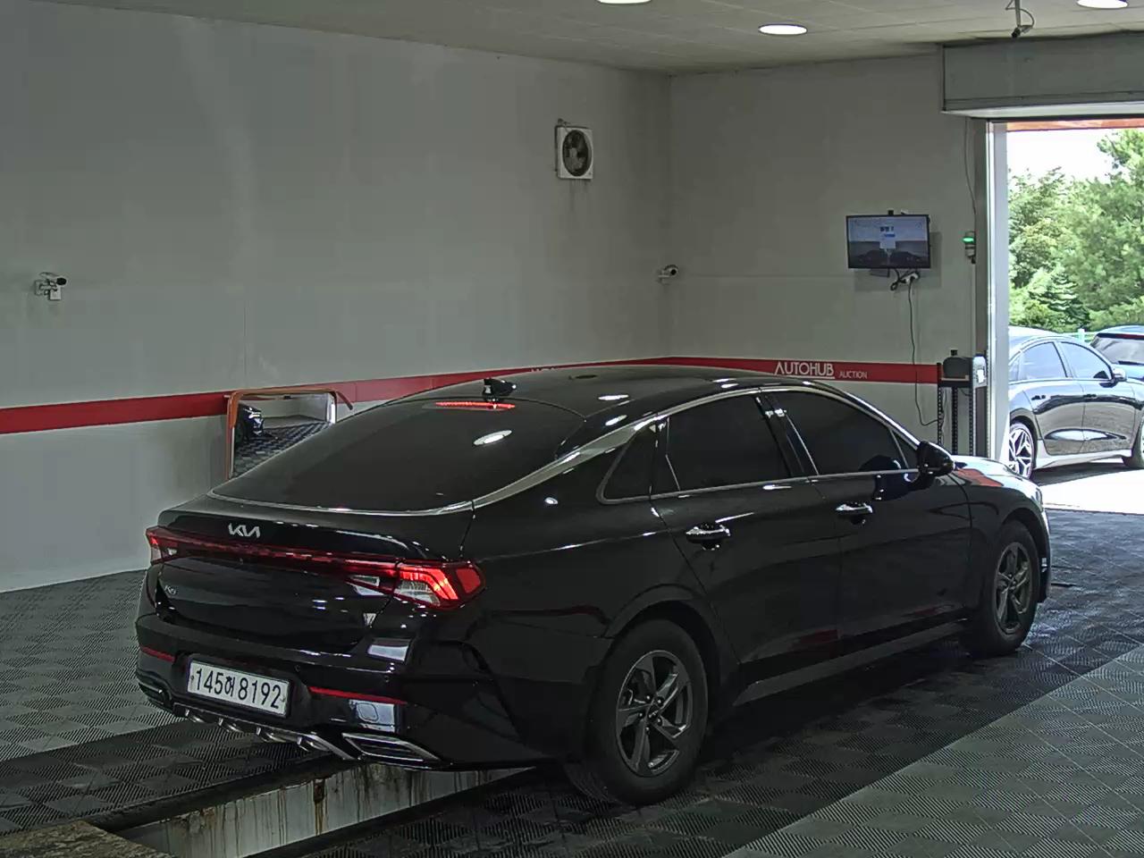 2022 - kia k5