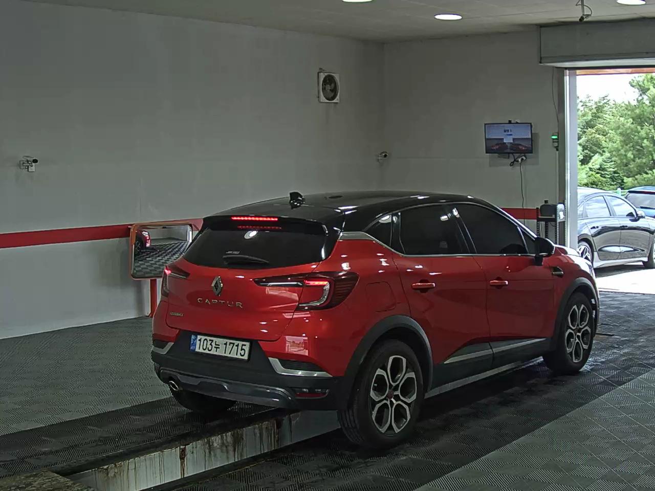 2021 - renault captur