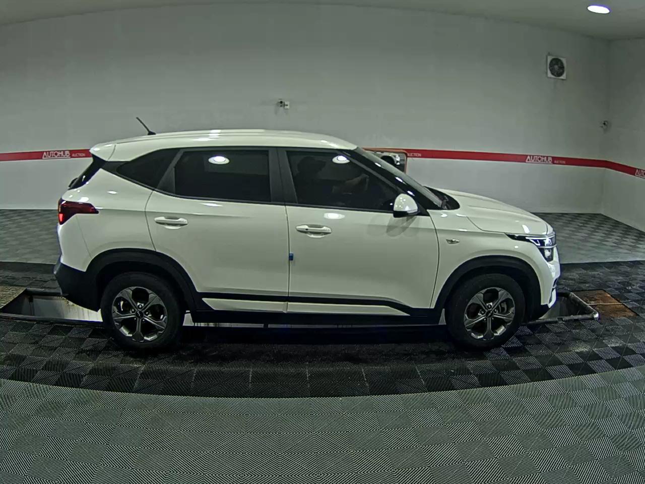 2021 - kia seltos
