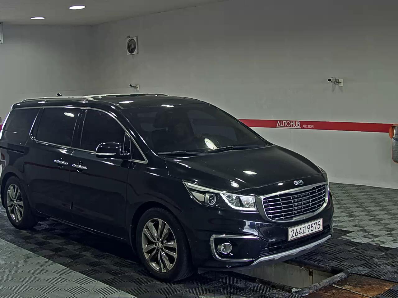 2017 - kia carnival